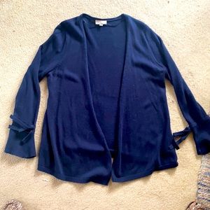 💸 FINAL 💸 LOFT Navy Cardigan flare sleeves